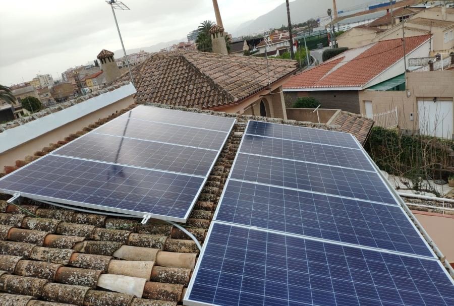 Rooftop solar photovoltaic panel installation